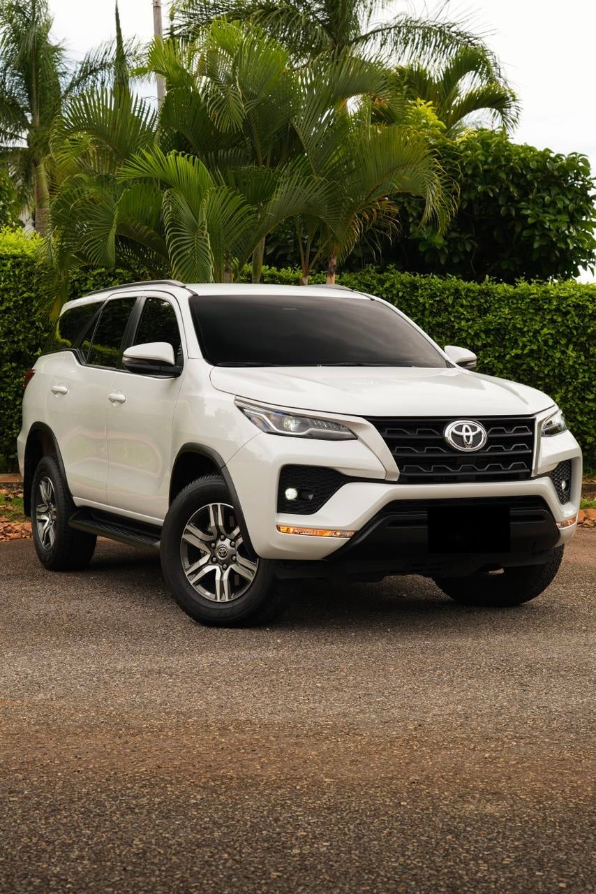 Toyota Fortuner 2024 Diésel Sr