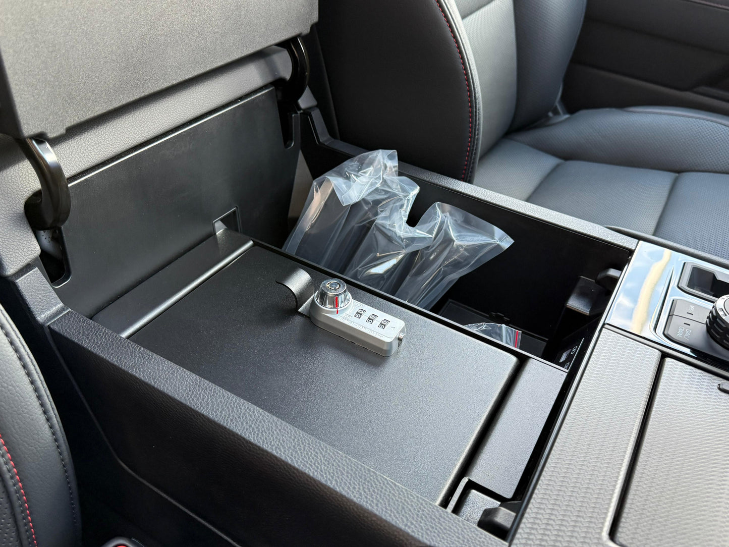 Toyota sequoia TRD PRO HIBRIDA 2026