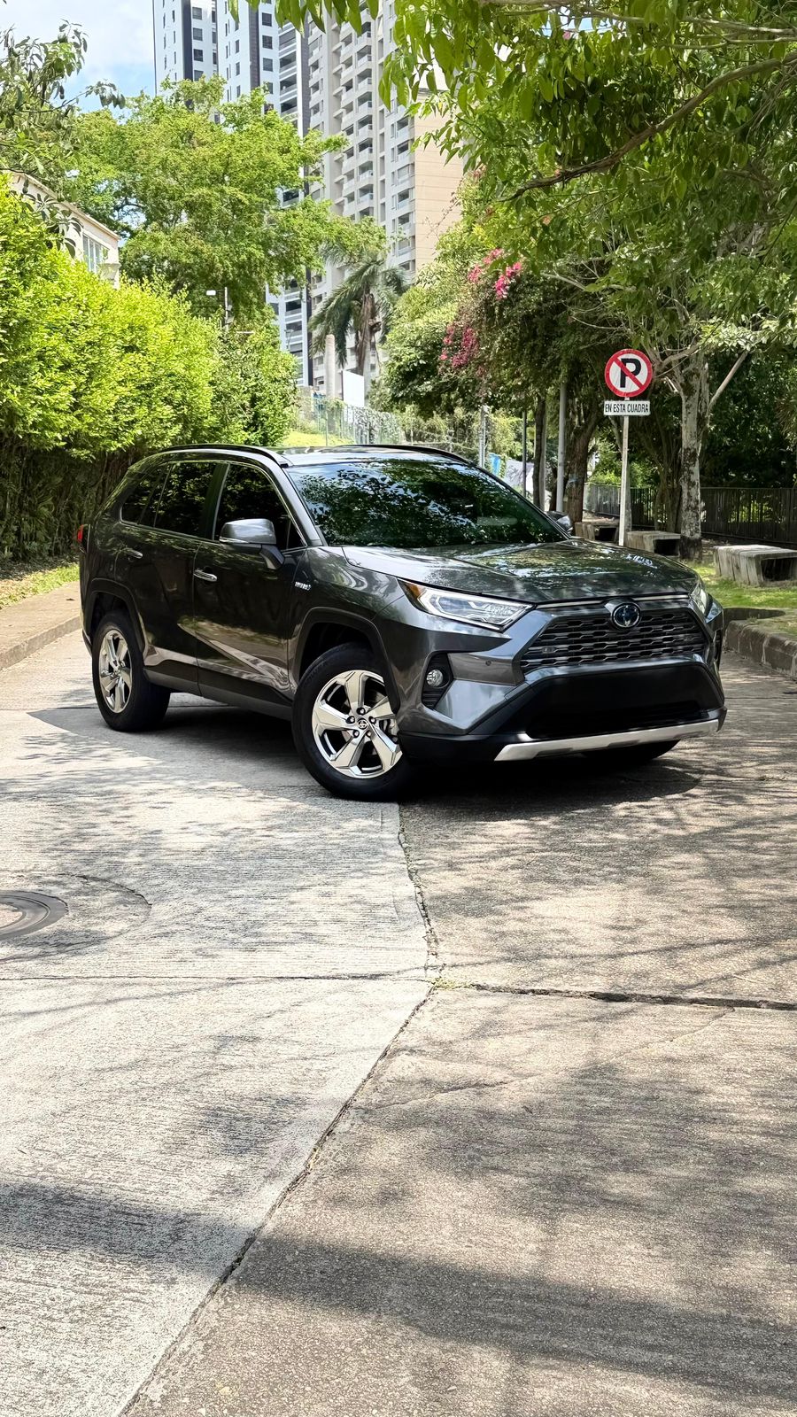 Toyota RAV4 Limited Híbrida 2021