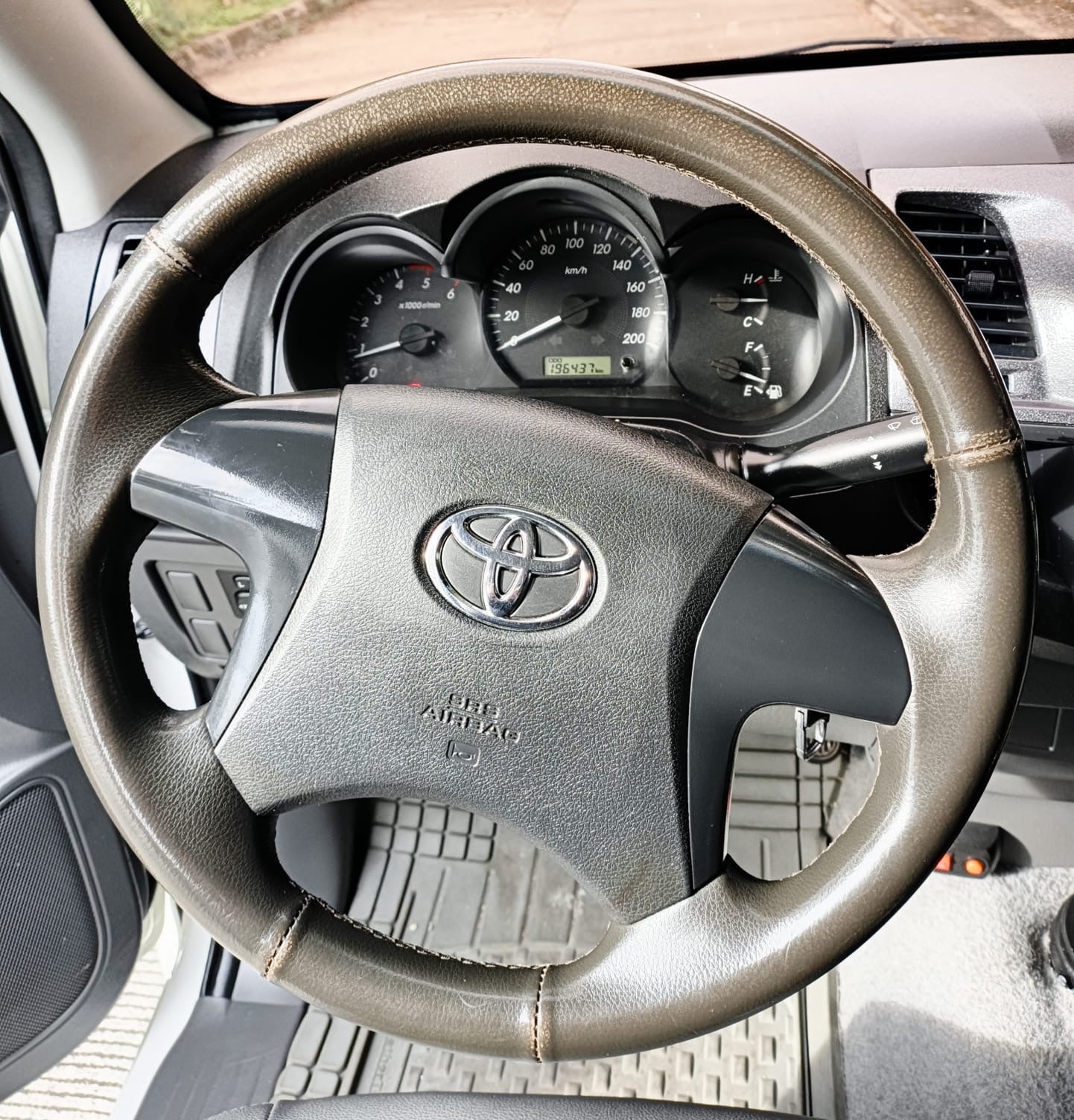 Toyota Hilux 4x4 Diesel B2+