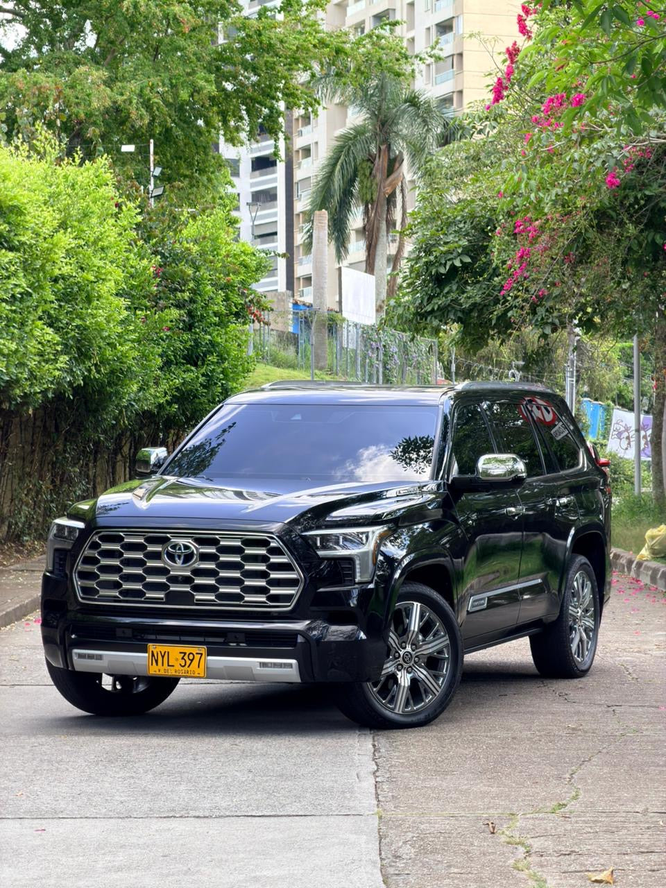 Toyota Sequoia Capstone Híbrida 2024