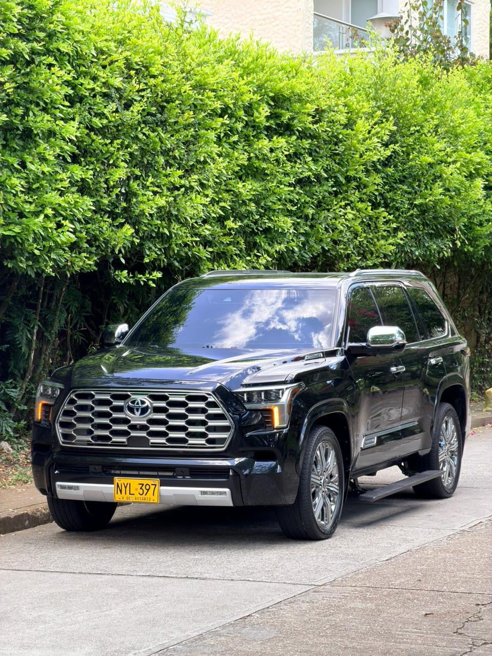 Toyota Sequoia Capstone Híbrida 2024