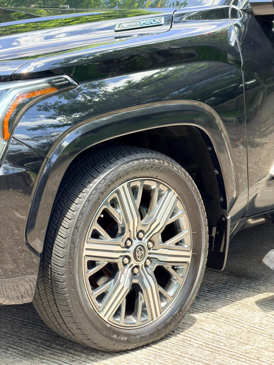 Toyota Sequoia Capstone Híbrida 2024