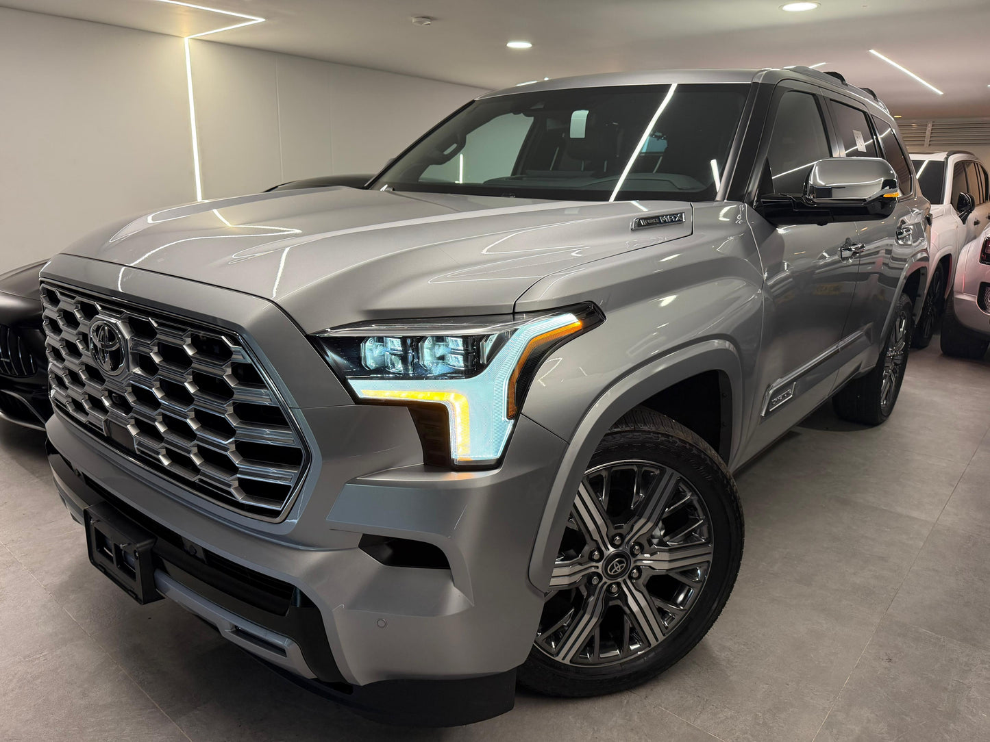 Toyota Sequoia Capstone Híbrida 2026