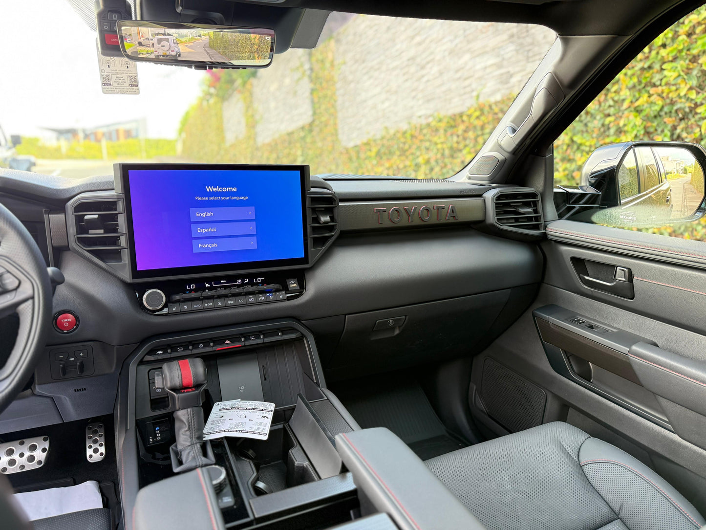 Toyota sequoia TRD PRO HIBRIDA 2026