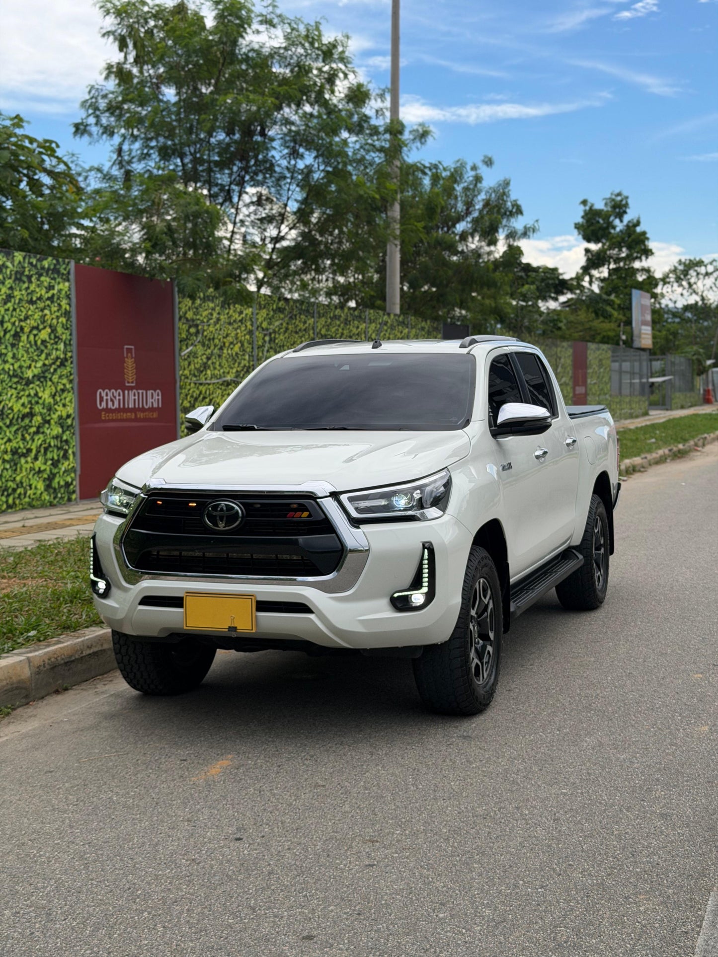 Toyota Hilux SRX 2022 2.8L Diesel