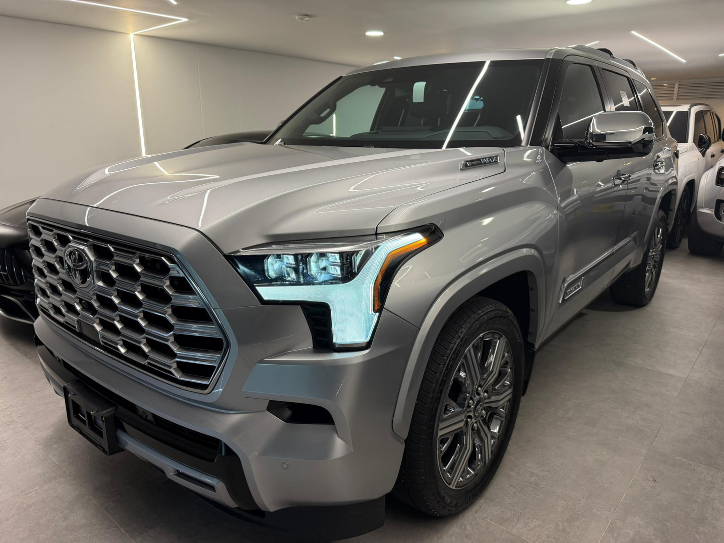 Toyota Sequoia Capstone Híbrida 2026