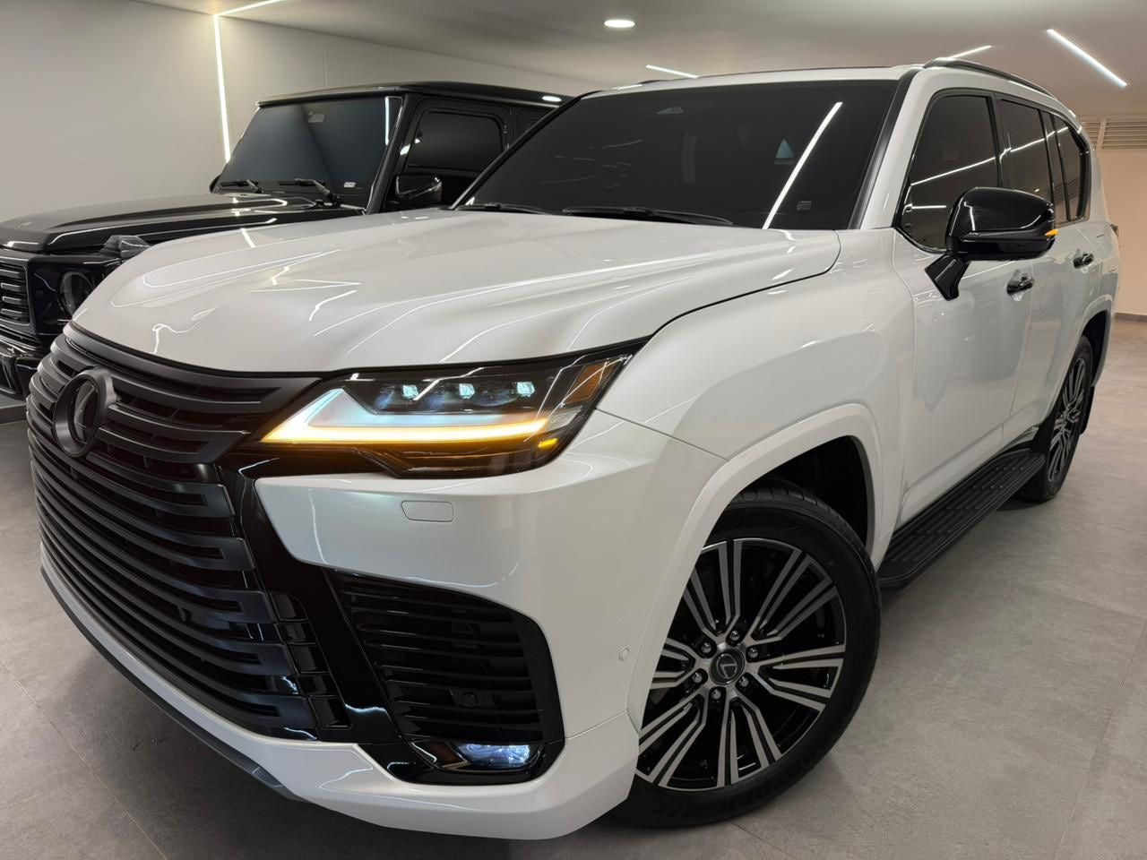Lexus LX 700h Luxury 2025 Híbrida