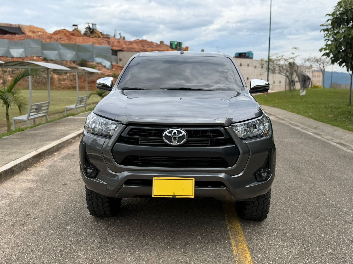 Toyota Hilux SR 2022 Diésel