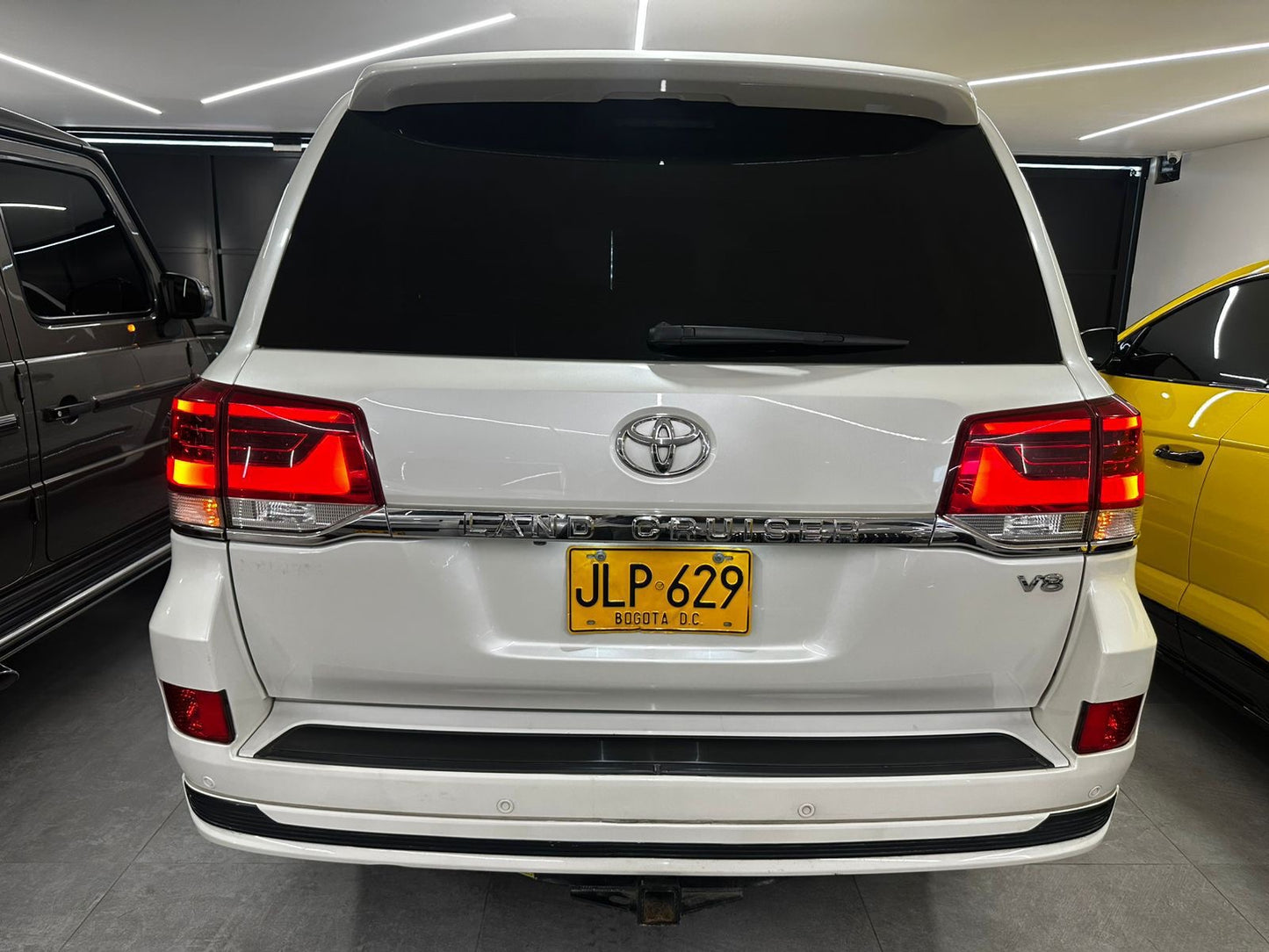 TOYOTA SAHARA LC200 EUROPEA EXECUTIVE LOUNGE B2+ 2020