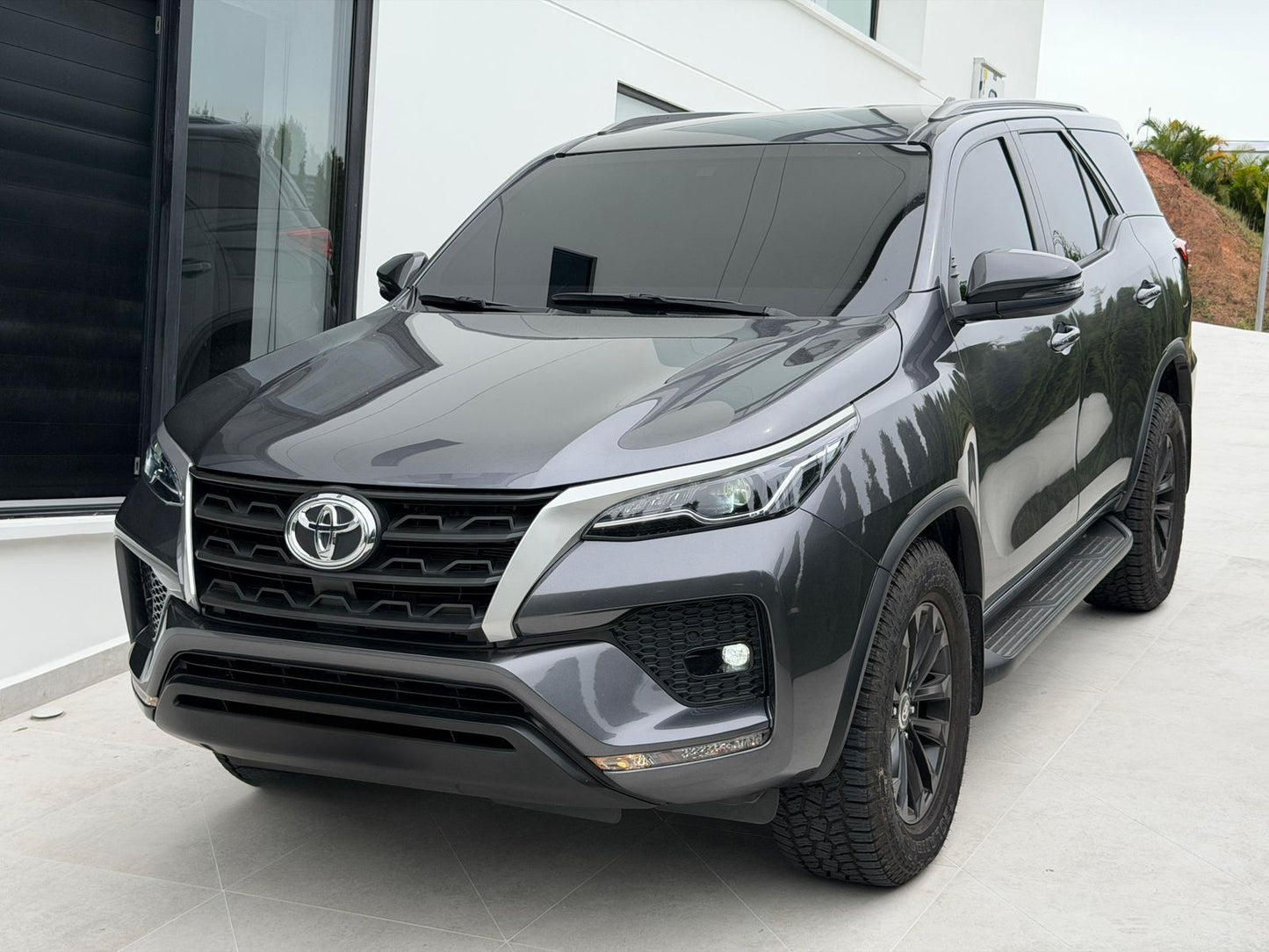 TOYOTA FORTUNER 2.8 DIESEL SR 2026
