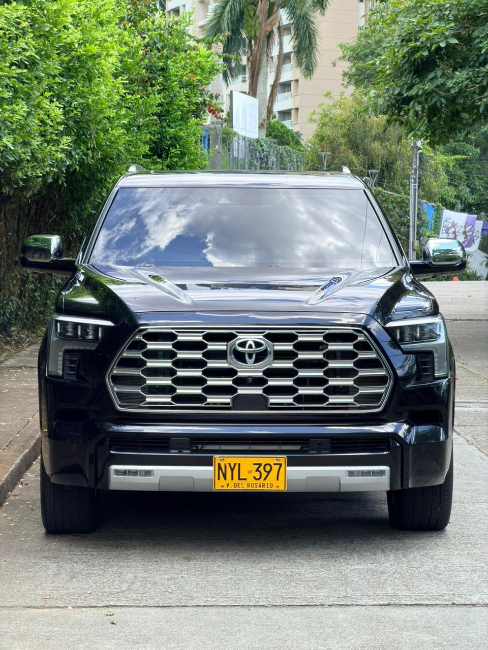 Toyota Sequoia Capstone Híbrida 2024