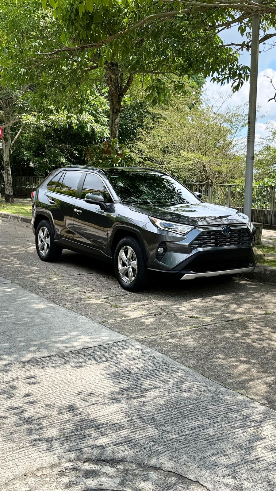Toyota RAV4 Limited Híbrida 2021