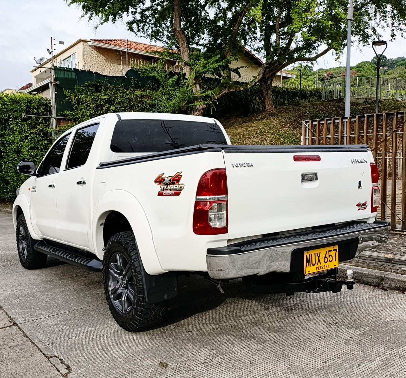 Toyota Hilux 4x4 Diesel B2+