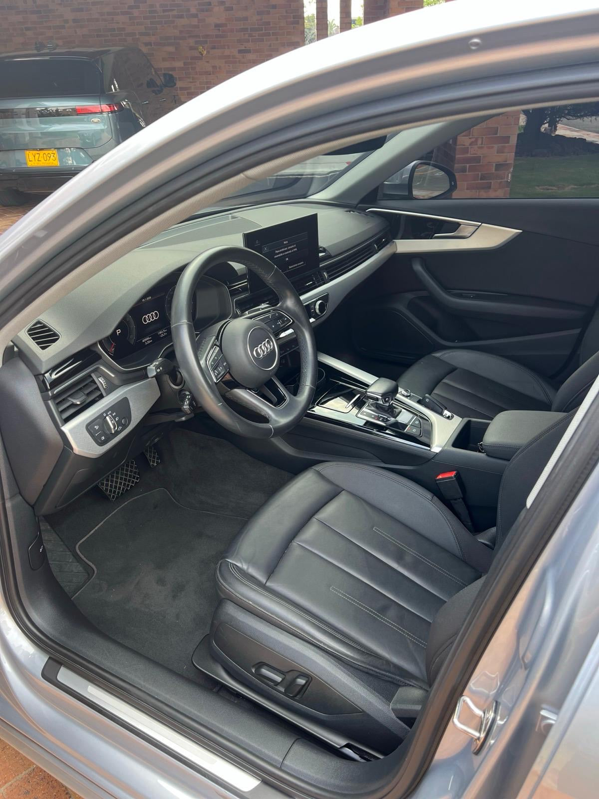 Audi A4 40 TFSI Advance 2022