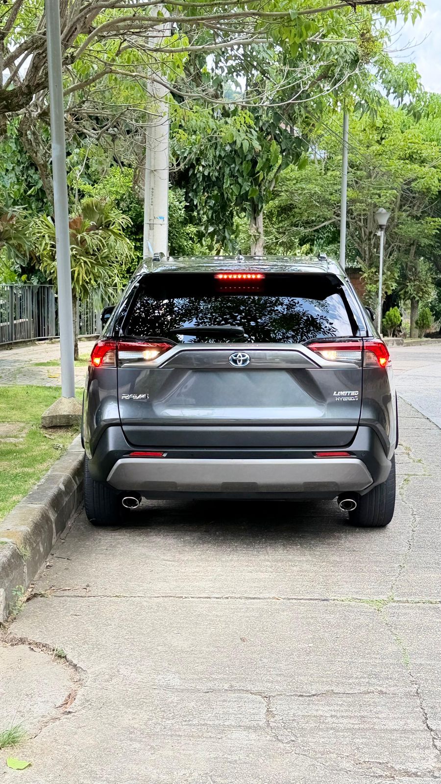 Toyota RAV4 Limited Híbrida 2021