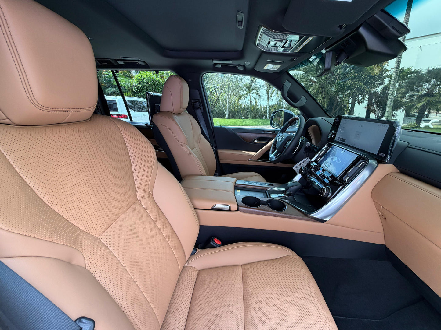Lexus LX 700h Luxury 2025 Híbrida
