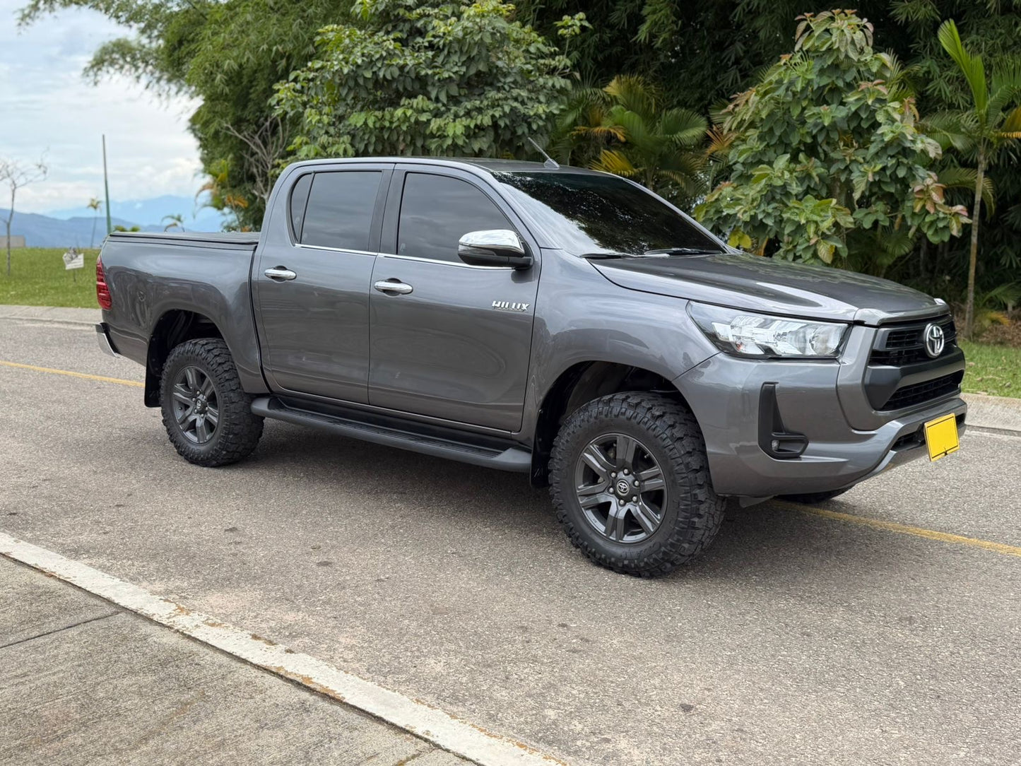 Toyota Hilux SR 2022 Diésel