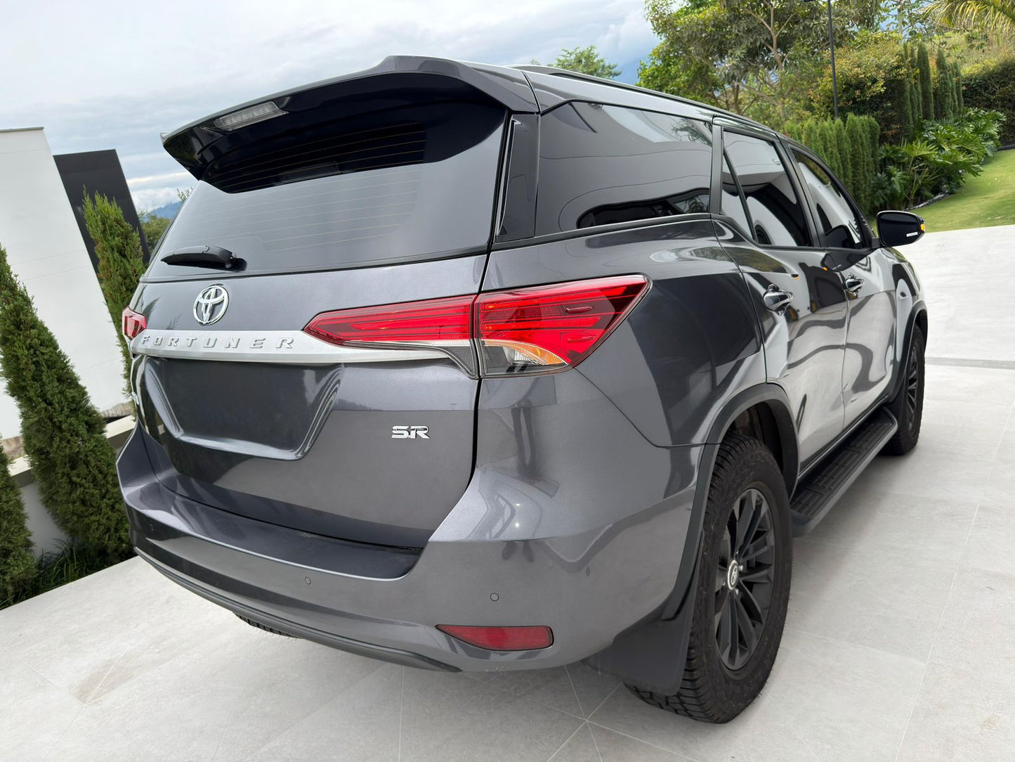 TOYOTA FORTUNER 2.8 DIESEL SR 2026