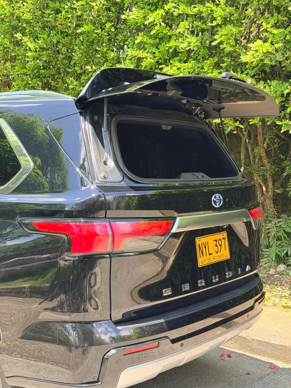 Toyota Sequoia Capstone Híbrida 2024