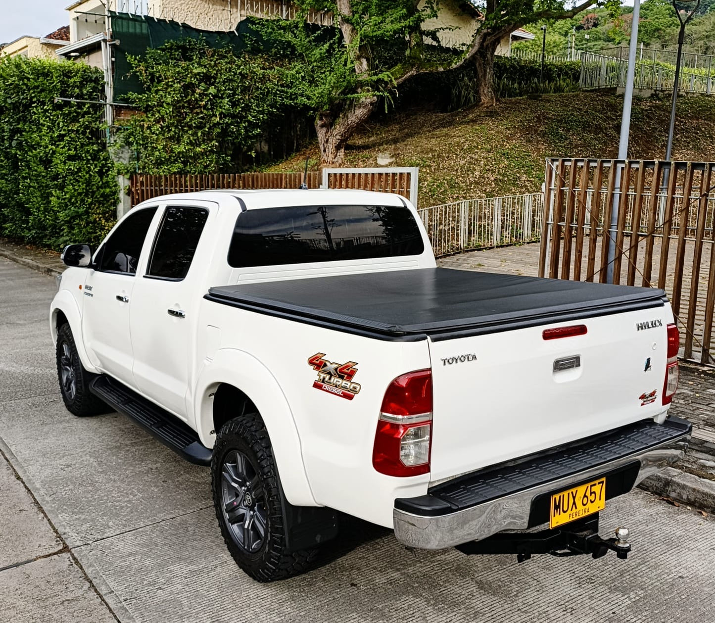 Toyota Hilux 4x4 Diesel B2+