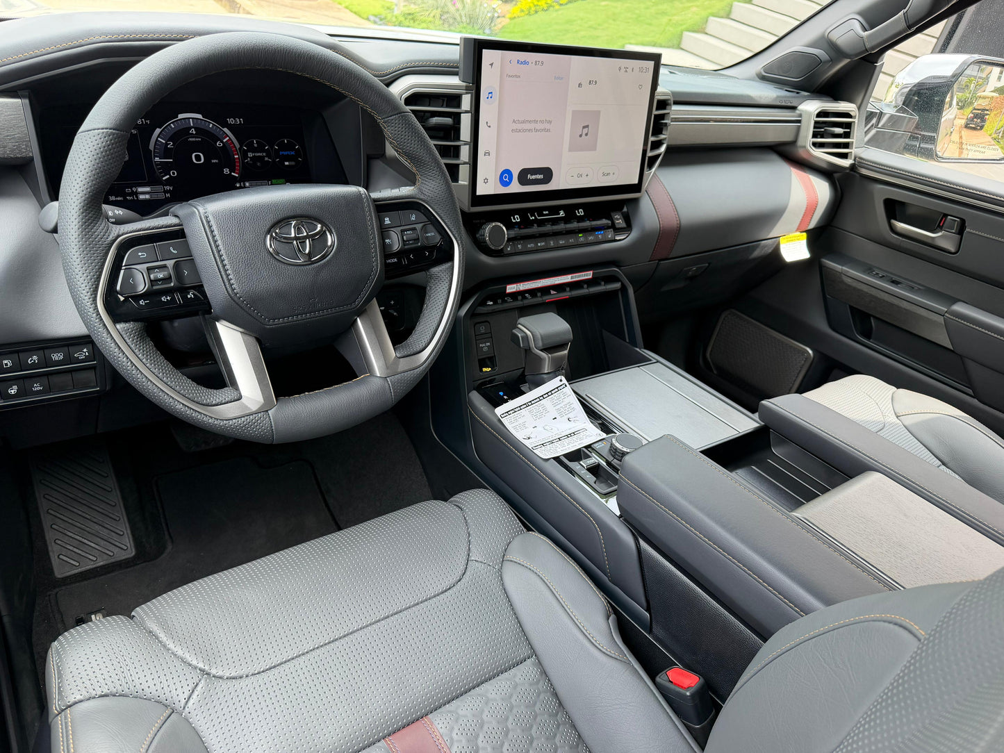 Toyota Sequoia Capstone Híbrida 2026