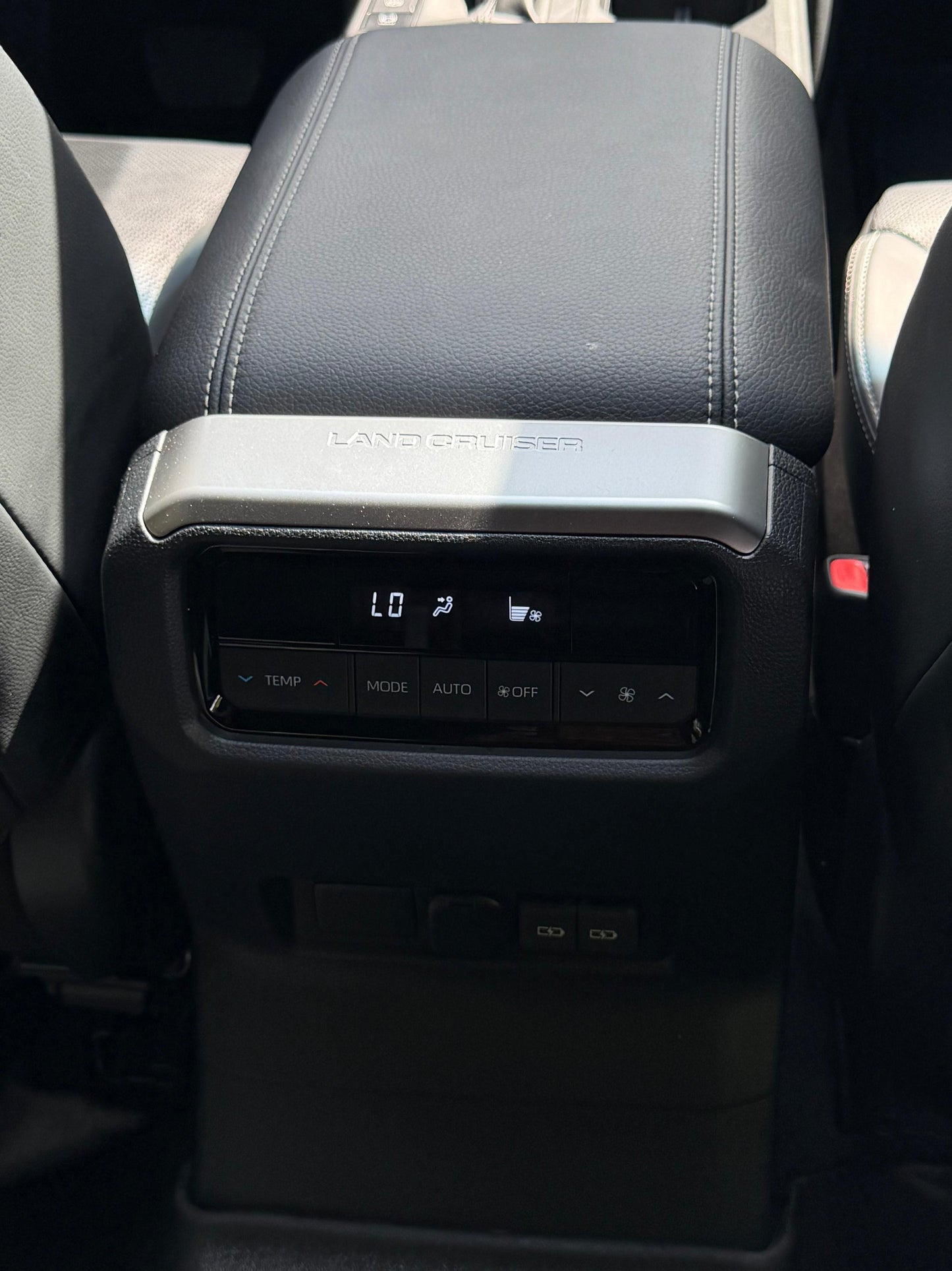 TOYOTA PRADO TXL | 2025 | 2.8 DIESEL | 4x4 |