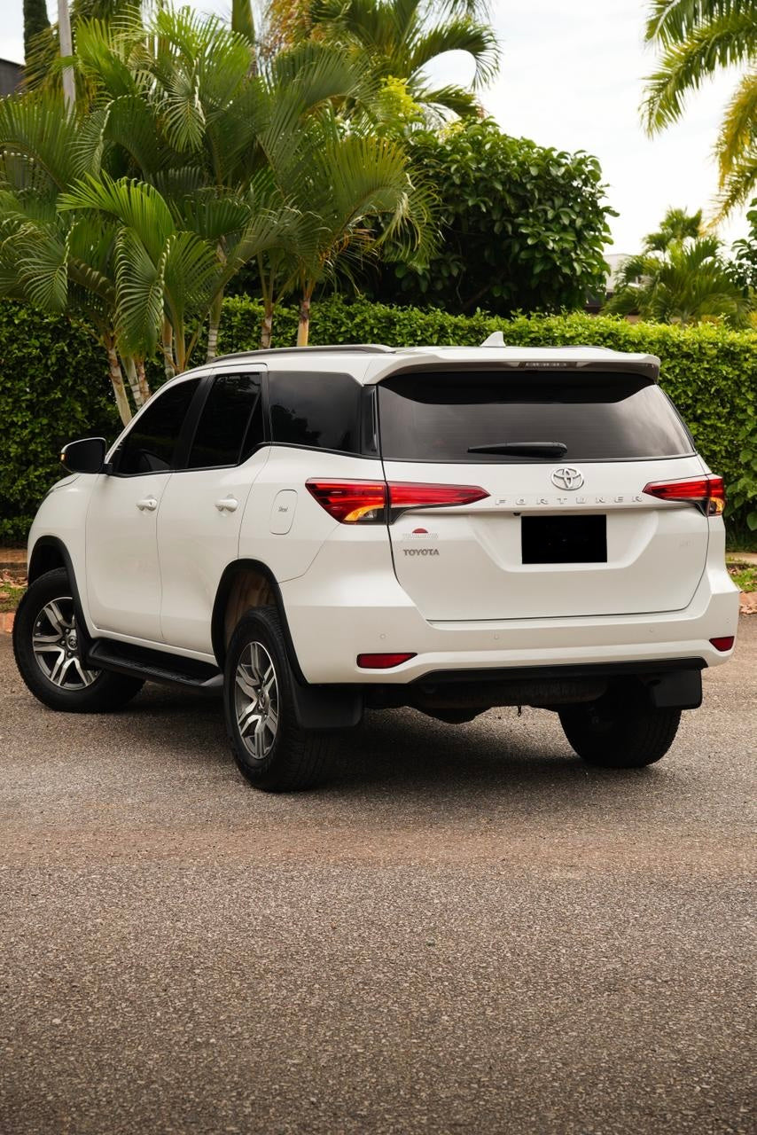 Toyota Fortuner 2024 Diésel Sr