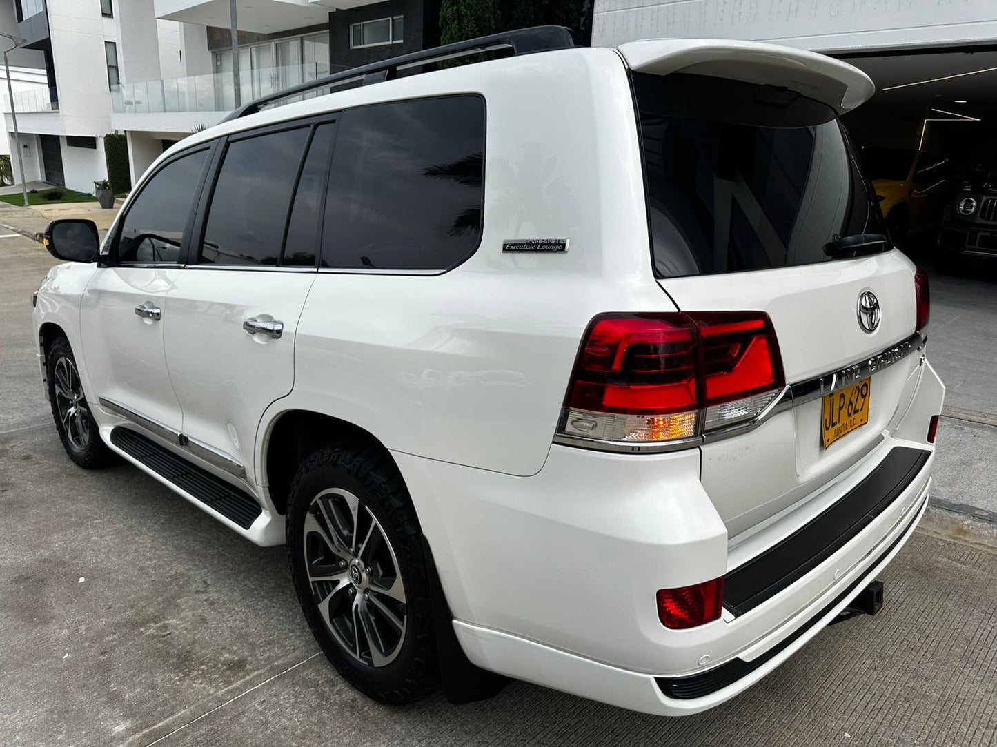 TOYOTA SAHARA LC200 EUROPEA EXECUTIVE LOUNGE B2+ 2020