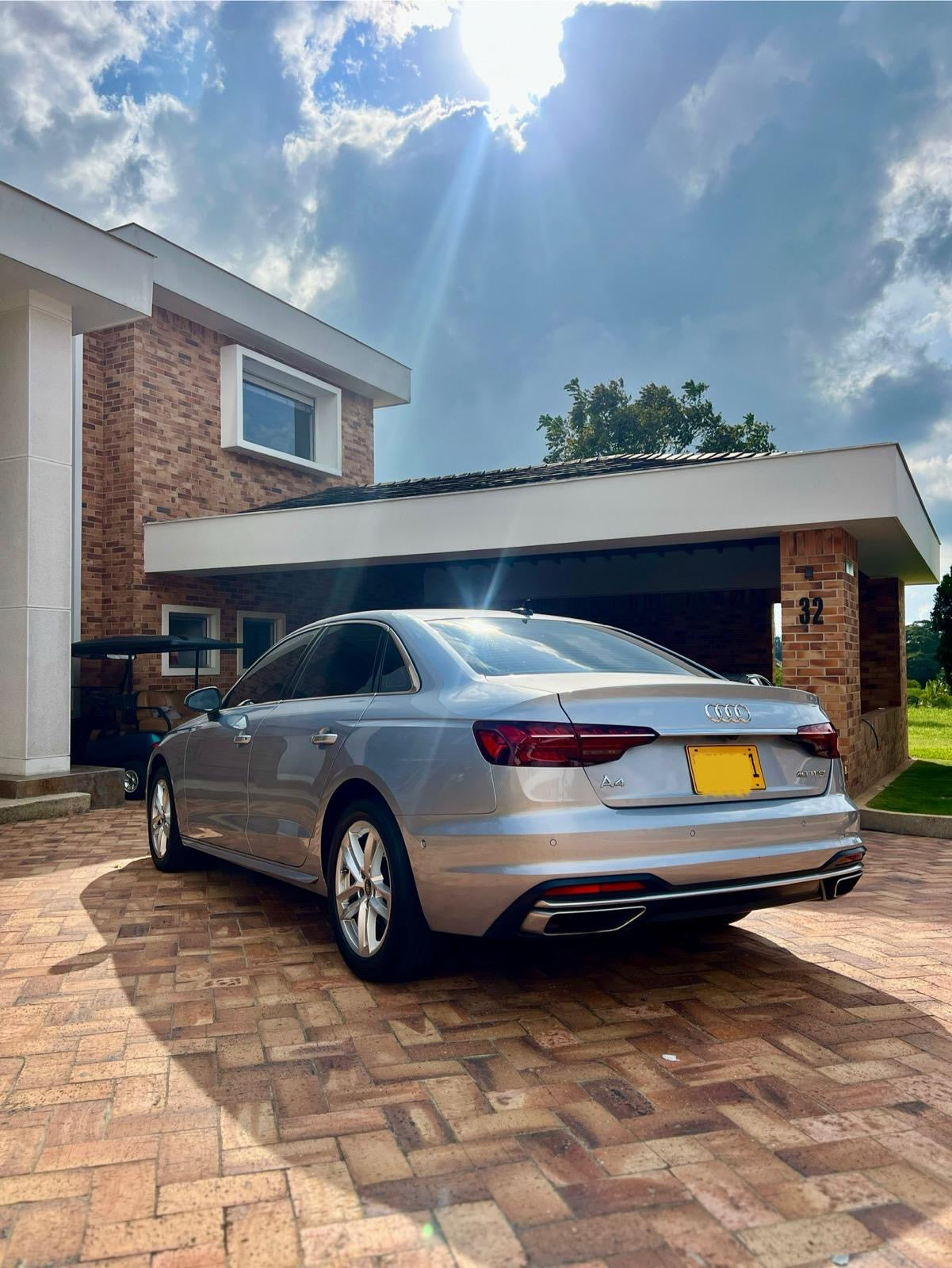 Audi A4 40 TFSI Advance 2022