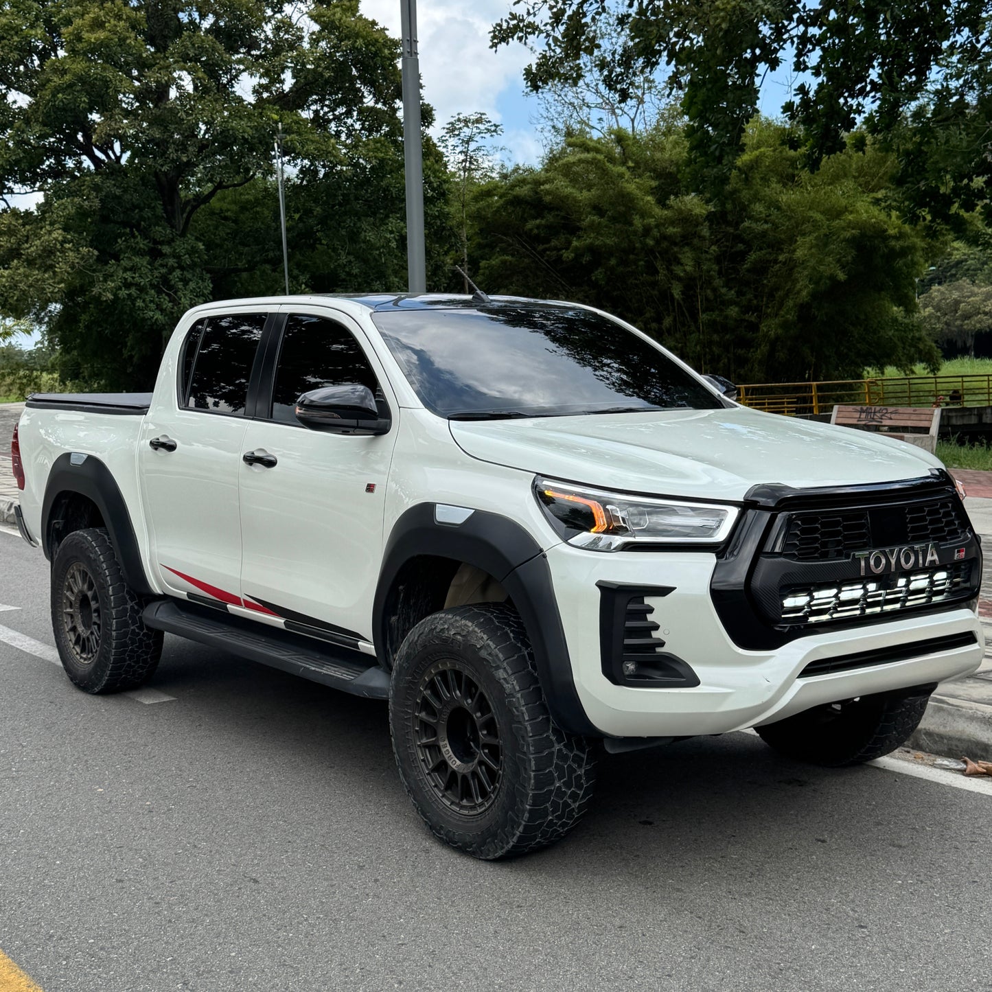 Toyota Hilux Gr 2022 Diesel