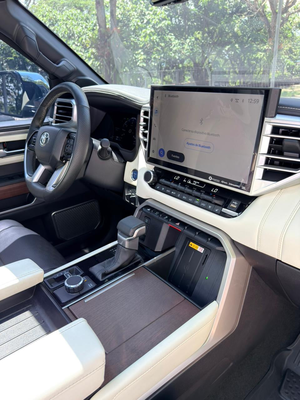 Toyota Sequoia Capstone Híbrida 2024
