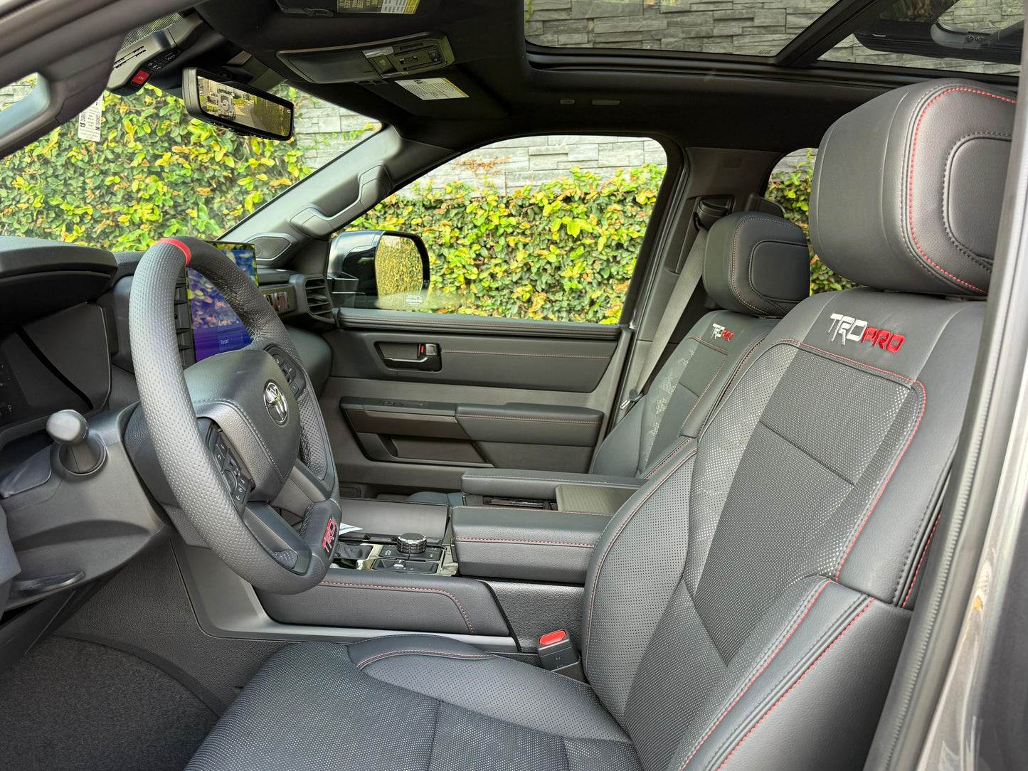 Toyota sequoia TRD PRO HIBRIDA 2026