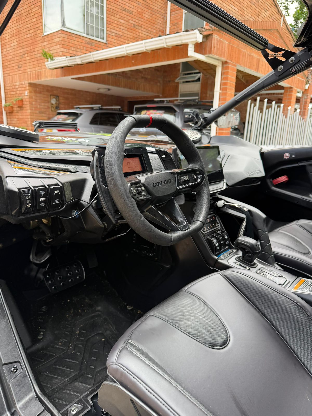Can Am Maverick R MAX XRS Smartshocks 2025