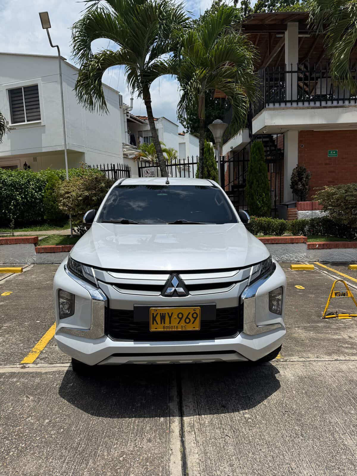 MITSUBISHI L200 SPORT 2023 DIÉSEL