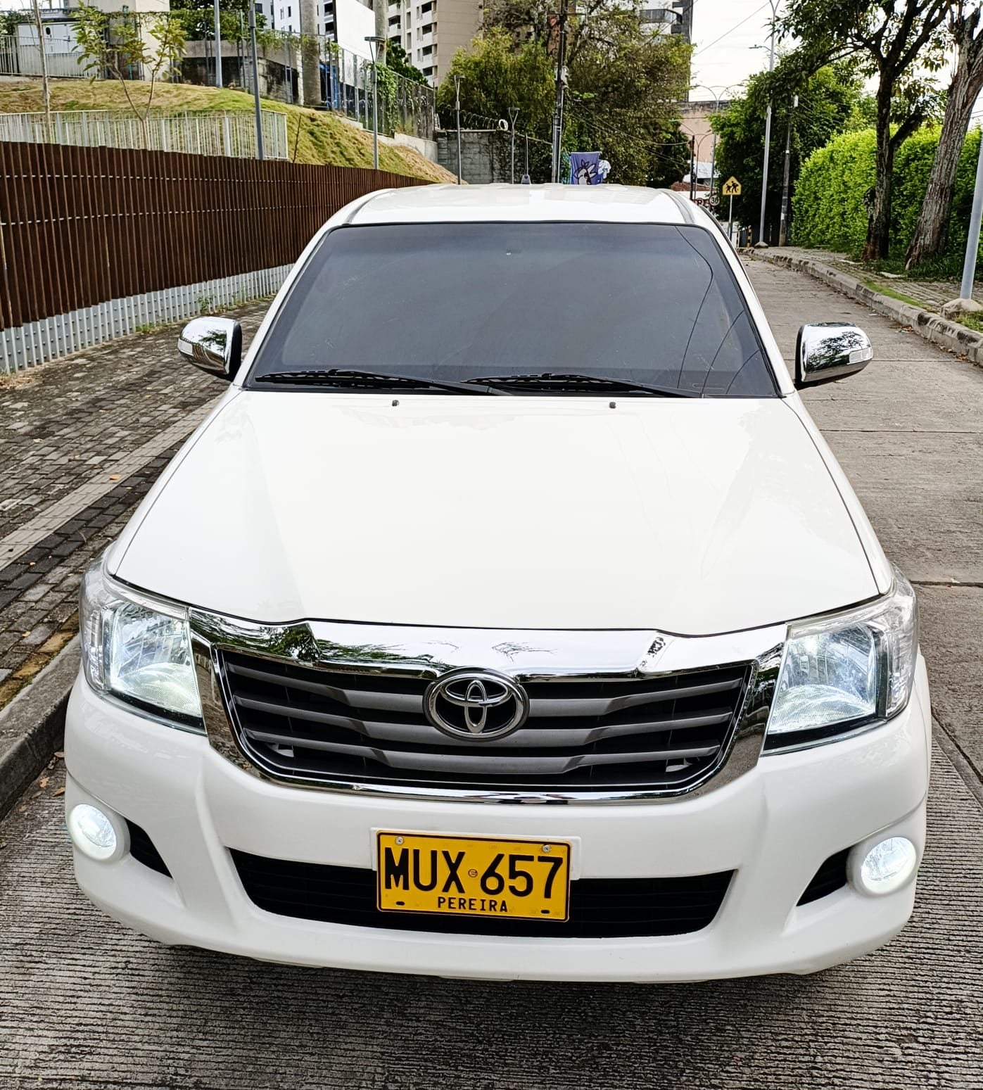 Toyota Hilux 4x4 Diesel B2+